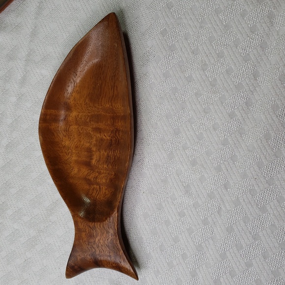 2 Monkey Pod Wood Carvings Philipines - Picture 2 of 7